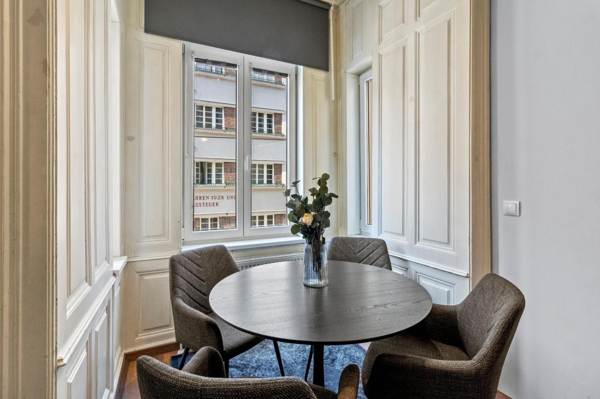 Balcony Apartment, 4 Min To U3 Zipperer Strasse Vienna Esterno foto